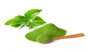 Lá và bột trà xanh