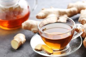 Nước gừng ấm điều trị cảm sốt viêm họng